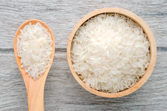 Bulk long-grain rice · Pola